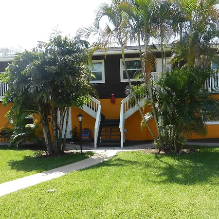Englewood Bay Motel